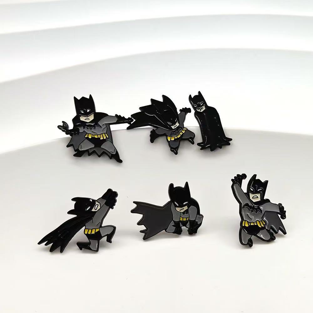 6 Pezzi Spilla in Metallo Pers - Anime Merchandise Wholesale recensione e prezzo