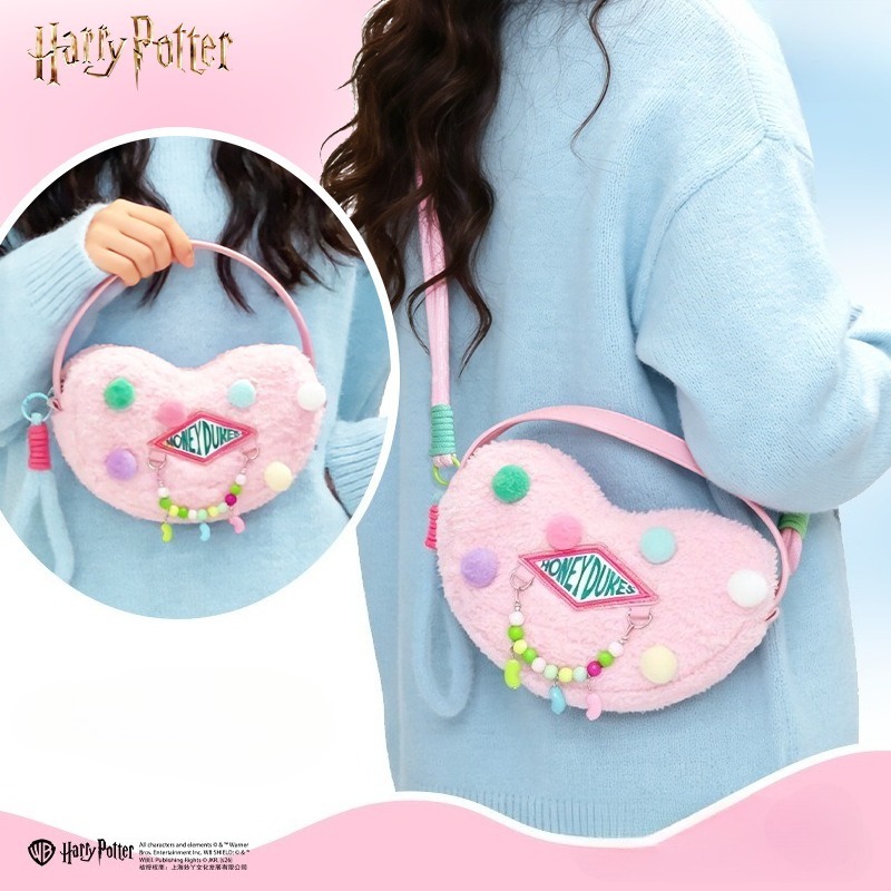 Nuove Mini Borse alla Moda Bib - Anime Merchandise Bag recensione e prezzo